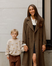 Load image into Gallery viewer, RYLEE + CRU TRENCH COAT | BROWN
