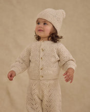 Load image into Gallery viewer, RYLEE + CRU BEANIE || HEATHERED OATMEAL
