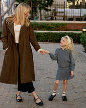 Load image into Gallery viewer, RYLEE + CRU TRENCH COAT | BROWN
