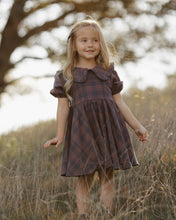 Load image into Gallery viewer, RYLEE &amp; CRU CAMILLE DRESS MIDNIGHT PLAID
