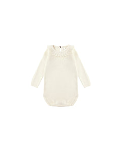 RYLEE + CRU RUFFLE COLLAR BODYSUIT || NATURAL