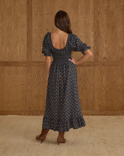 Load image into Gallery viewer, RYLEE + CRU LEXI DRESS || VINTAGE BLOOM
