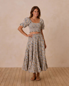 RYLEE + CRU RUFFLE TIERED MAXI SKIRT || GARDENIA