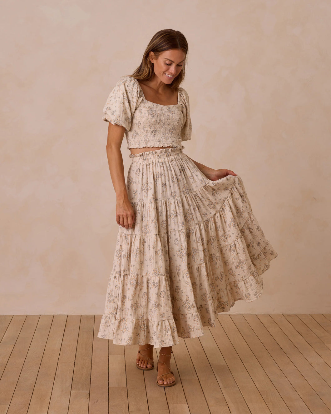 RYLEE + CRU RUFFLED TIERED MAXI SKIRT || CITRUS GROVE