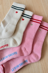 LE BON SHOPPE EMBROIDERED BOYFRIEND SOCKS || PARCHMENT + HEART