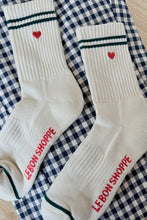 Load image into Gallery viewer, LE BON SHOPPE EMBROIDERED BOYFRIEND SOCKS || PARCHMENT + HEART
