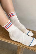 Load image into Gallery viewer, LE BON SHOPPE EMBROIDERED GIRLFRIEND SOCKS || LECHE+ HEART
