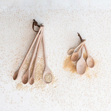 Load image into Gallery viewer, BEECH WOOD MEASURING SPOONS - SET OF 4
