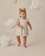 Load image into Gallery viewer, QUINCY MAE FLUTTER SLEEVE DRESS SKY STRIPE
