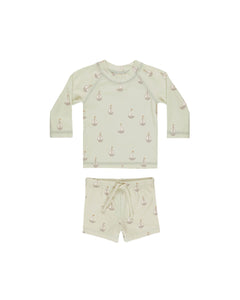 QUINCY MAE FINN RASHGUARD + SHORT SET || SAILBOAT