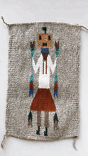Load image into Gallery viewer, HANDWOVEN CHICHIMECA INDIAN RUG
