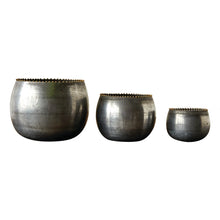 Load image into Gallery viewer, METAL PLANTERS || 3 SIZES
