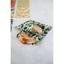 Load image into Gallery viewer, REUSABLE FABRIC BEESWAX FOOD BAGS || SET OF 2
